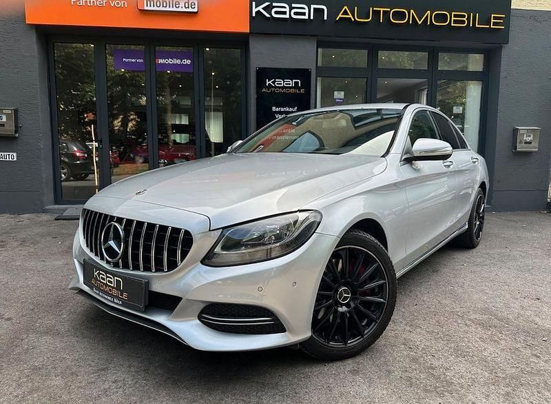 Silber Gebraucht 2015 Mercedes C250 Limousine | 15.999 € (Fairer Preis) - Bild 1/4