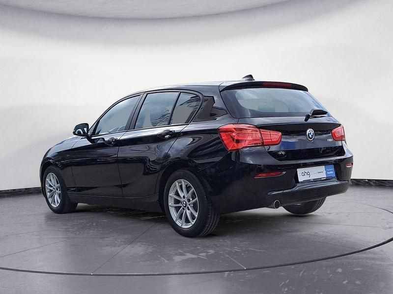 Gebraucht BMW 118 Advantage 136 PS (100 kW) 2018 Schwarz Kleinwagen