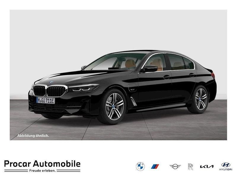 Schwarz Gebraucht 2022 BMW 530 Limousine | 33.970 € (Guter Preis) - Bild 1/4