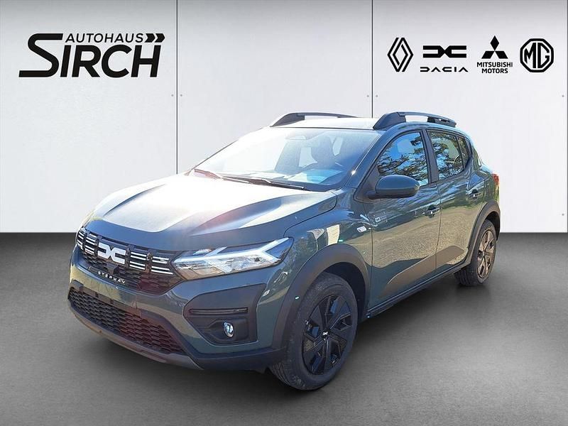 Grau Neu 2025 Dacia Sandero Expression Limousine | 18.720 € - Bild 1/4