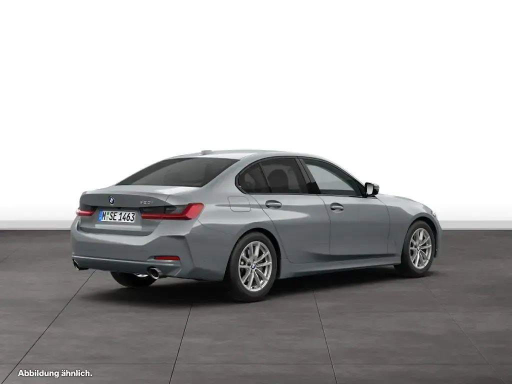 Gebraucht BMW 320 184 PS (135 kW) 2025 Grau Limousine