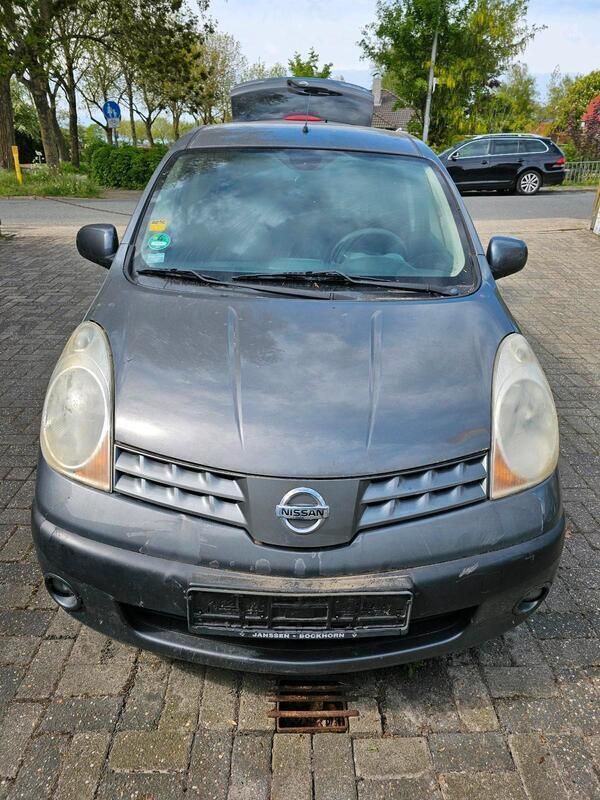 Grau Gebraucht 2006 Nissan Note Van / Kleinbus | 700 € (Superpreis) - Bild 1/4