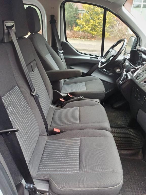 Gebraucht Ford Transit Custom 105 PS (77 kW) 2017 Weiß Van / Kleinbus