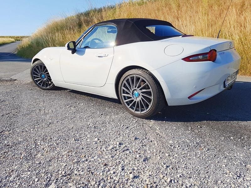 Gebraucht Mazda MX5 Sports-Line 160 PS (117 kW) 2016 Weiß Cabrio