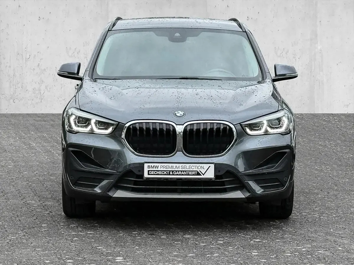 Usado BMW X1 Advantage 136 HP (100 kW) 2022 Cinzento SUV