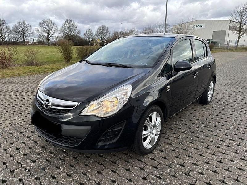Gebraucht Opel Corsa Active 69 PS (50 kW) 2013 Schwarz Kleinwagen