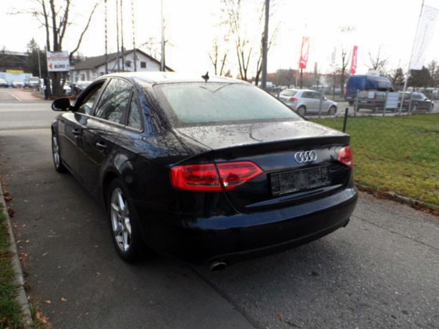 Gebraucht Audi A4 Ambiente 190 PS (139 kW) 2008 Blau metallic Limousine
