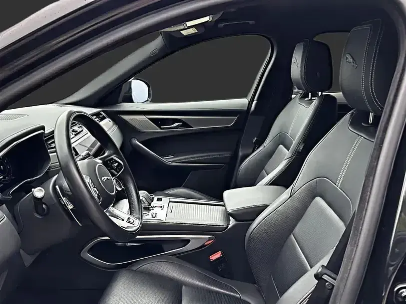 Gebraucht Jaguar F-Pace R-Dynamic 404 PS (297 kW) 2022 Schwarz SUV