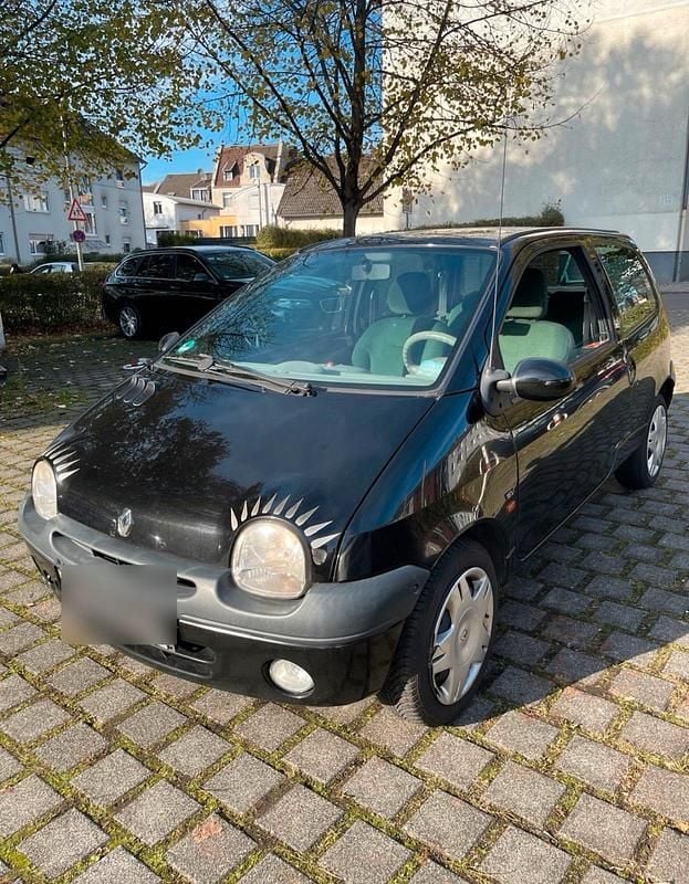Second-hand Renault Twingo 75 CP (55 kW) 2001 Negru Hatchback
