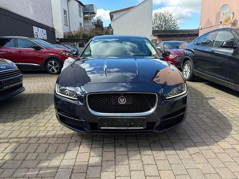 Gebraucht Jaguar XE 250 PS (183 kW) 2017 Blau Limousine