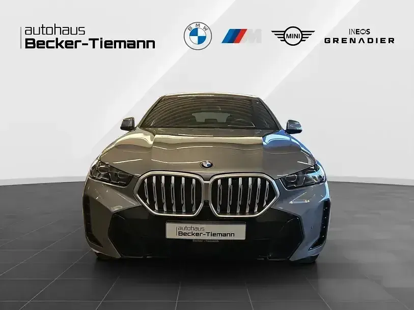 Gebraucht BMW X6 M Sport 352 PS (258 kW) 2025 Grau SUV