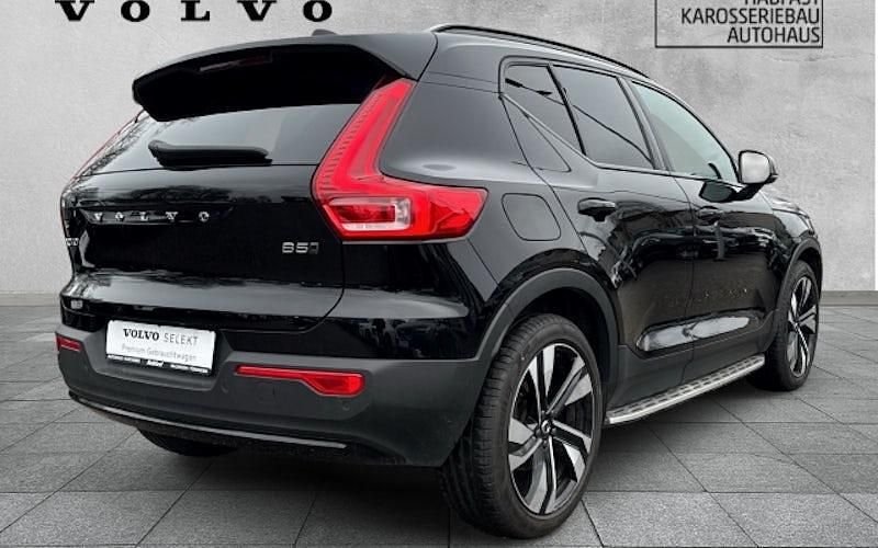 Second-hand Volvo XC40 Ultimate 250 CP (183 kW) 2023 Negru SUV
