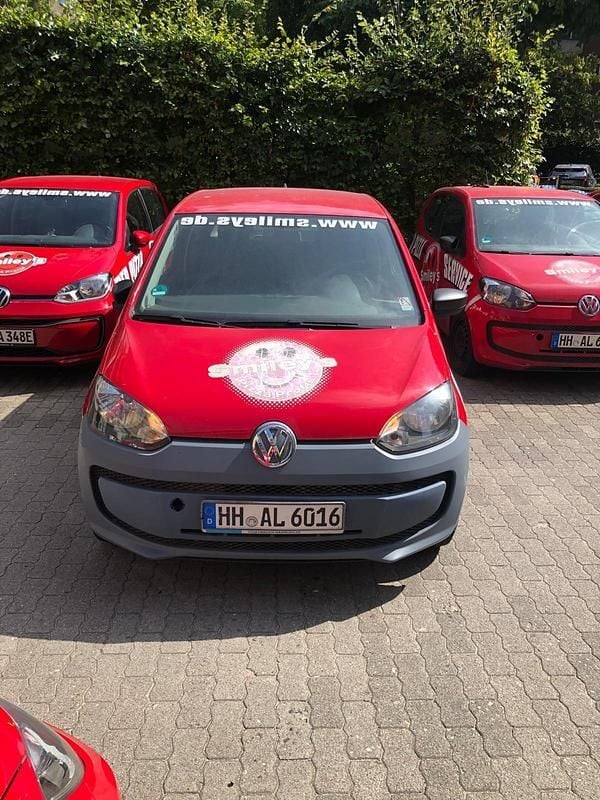 Rot Gebraucht 2016 VW up! Kleinwagen | 3.000 € (Teuer) - Bild 1/4
