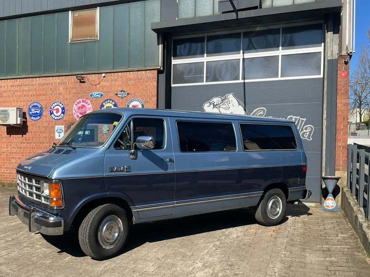 Gebraucht Dodge Ram 147 PS (108 kW) 1988 Blau Pickup