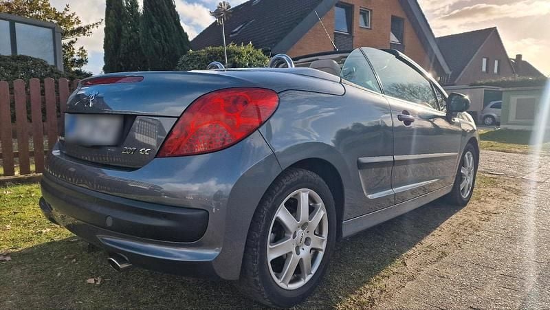 Gebraucht Peugeot 207 CC 150 PS (110 kW) 2007 Grau Cabrio