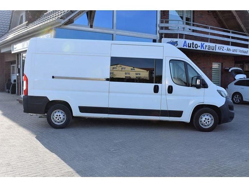 Gebraucht Peugeot Boxer Premium 131 PS (96 kW) 2018 Schneeweiß Van