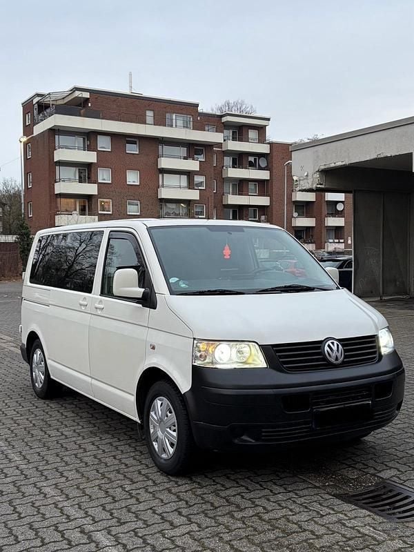 Weiß Gebraucht 2008 VW Caravelle Van / Kleinbus | 5.999 € (Superpreis) - Bild 1/4