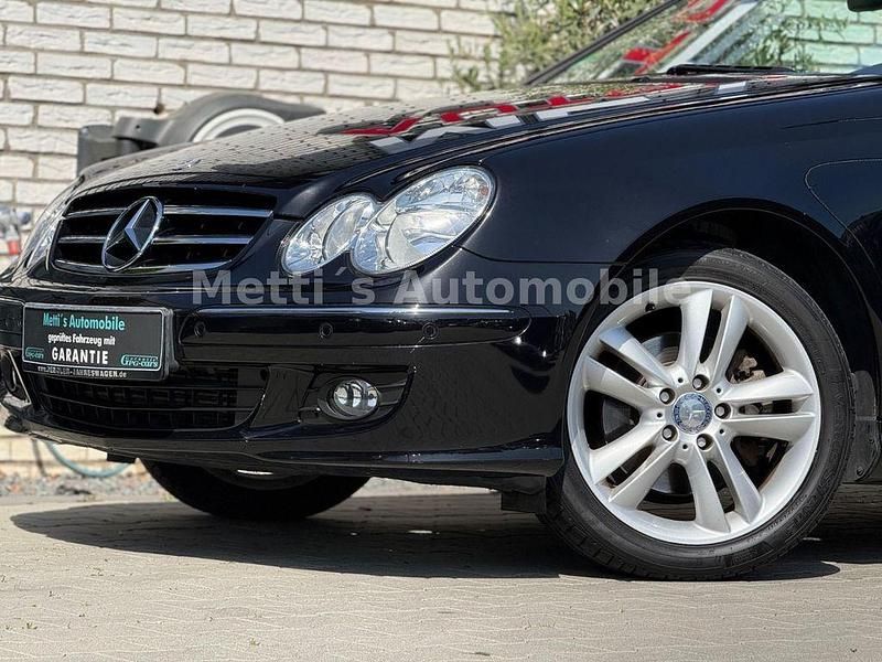 Gebraucht Mercedes CLK200 Avantgarde 184 PS (135 kW) 2009 Obsidianschwarz Cabrio