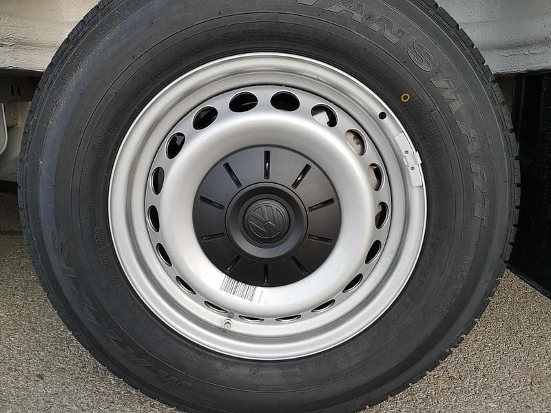 Neu VW Crafter 140 PS (102 kW) 2026 Indiumgrau metallic Van