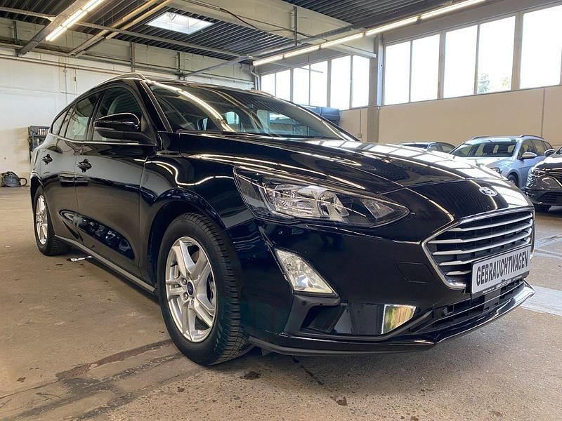 Gebraucht Ford Focus 120 PS (88 kW) 2021 Schwarz Kombi