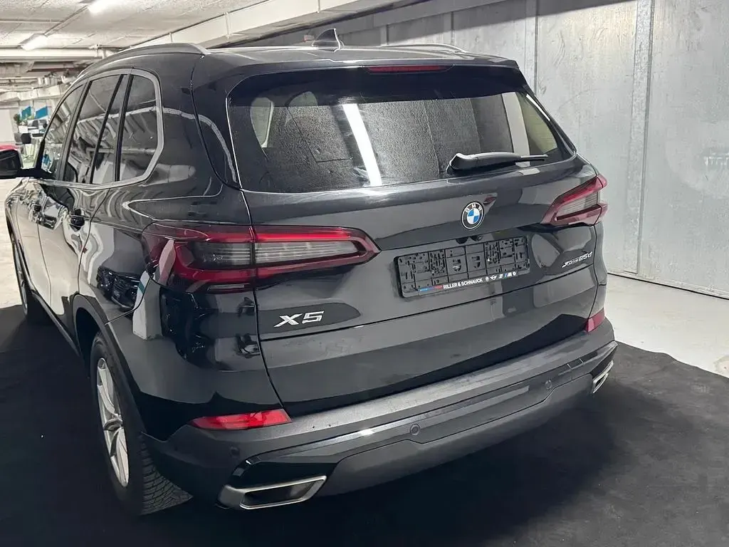 Gebraucht BMW X5 Sport Line 231 PS (169 kW) 2021 Schwarz SUV