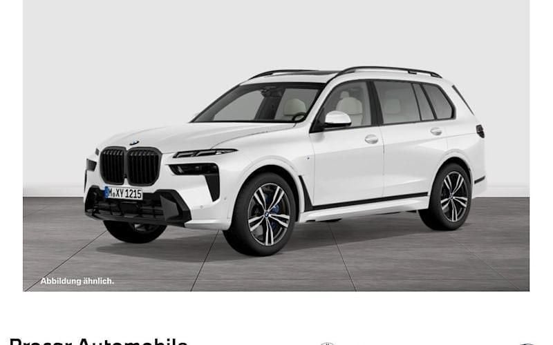 Gebraucht BMW X7 M Sport 352 PS (258 kW) 2023 Mineralweiss SUV
