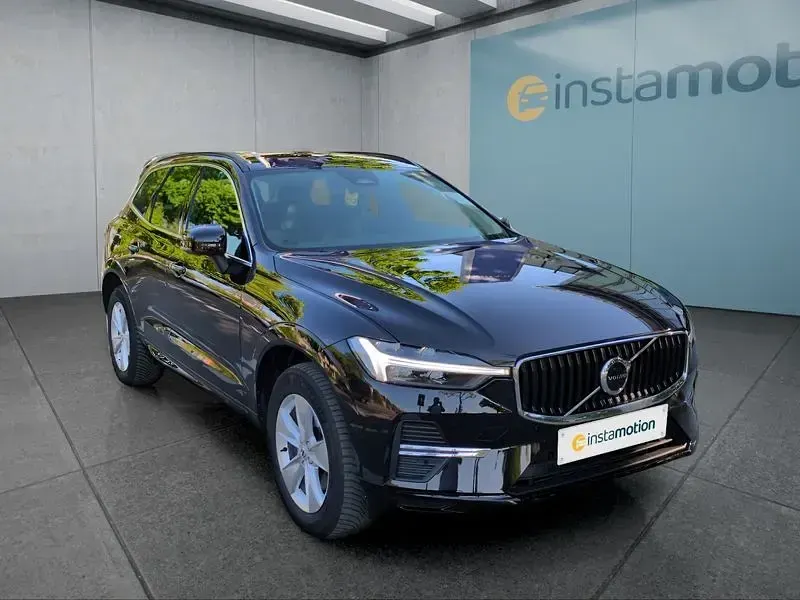 Gebraucht Volvo XC60 Core 197 PS (144 kW) 2024 Schwarz SUV