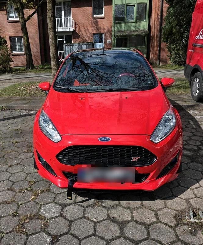Gebraucht Ford Fiesta ST-Line 75 PS (55 kW) 2016 Rot Kleinwagen