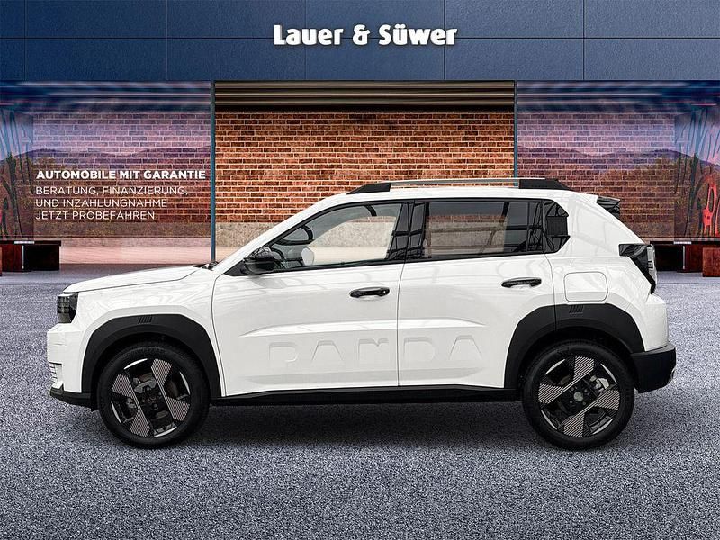 Neu Fiat Panda La Prima 101 PS (74 kW) 2025 Weiß Limousine