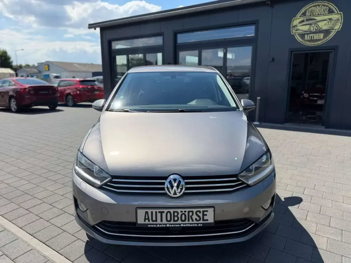 Gebraucht VW Golf Sportsvan Allstar 110 PS (80 kW) 2016 Limestone grey Van / Kleinbus