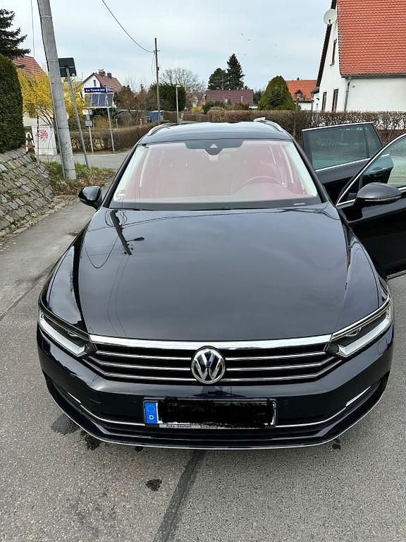 Gebraucht VW Passat Highline 190 PS (139 kW) 2015 Schwarz Kombi