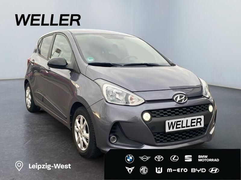 Gebraucht Hyundai i10 Passion 87 PS (63 kW) 2018 Grau Kleinwagen