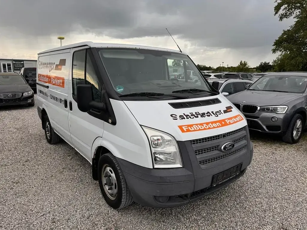 Käytetty Ford Transit 101 HP (74 kW) 2012 Valkoinen Tila-auto