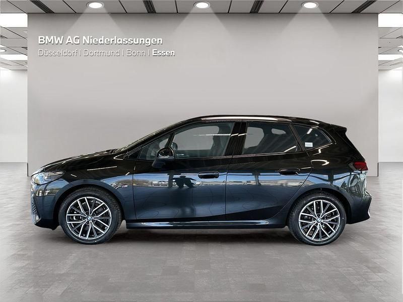 Gebraucht BMW 223 Active Tourer M Sport 197 PS (144 kW) 2024 Schwarz Van / Kleinbus