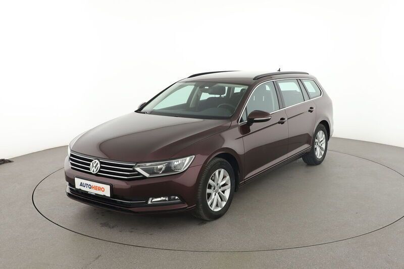 Violett Gebraucht 2017 VW Passat Comfortline Kombi | 15.640 € (Fairer Preis) - Bild 1/4
