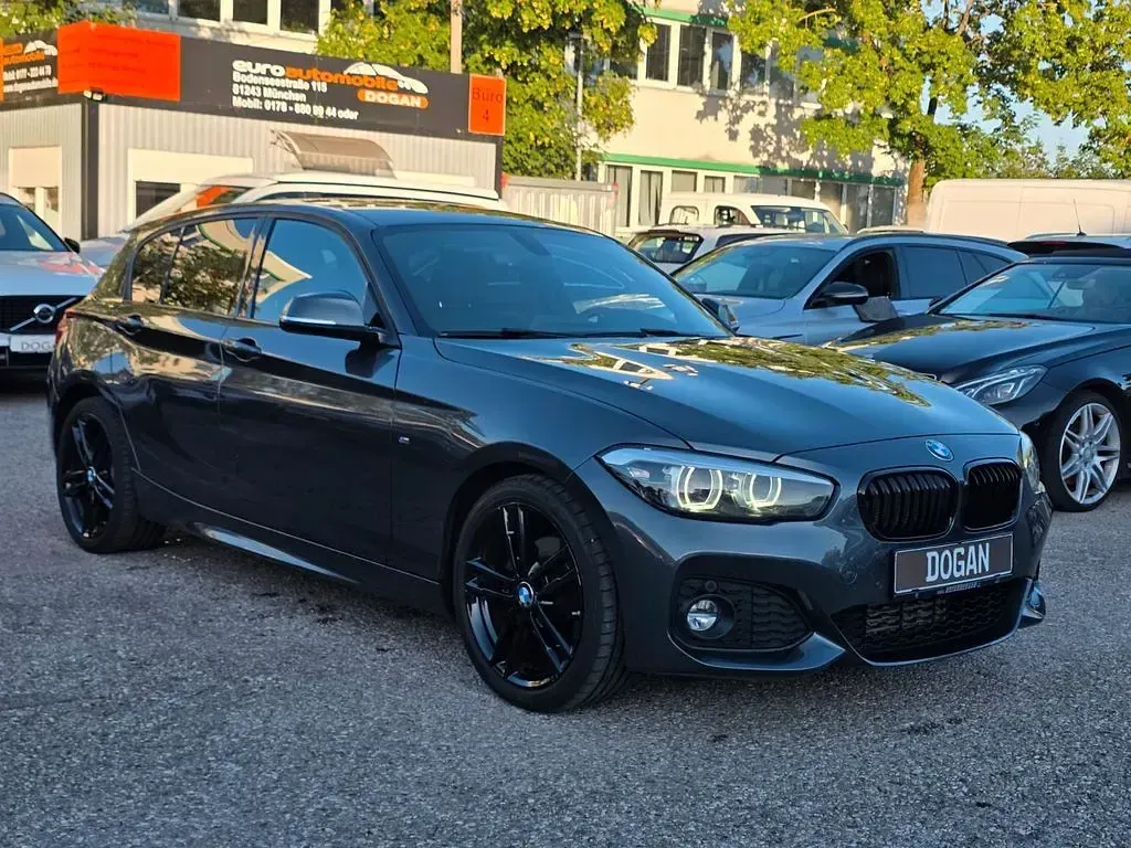 Gebraucht BMW 120 M Sport 190 PS (139 kW) 2019 Mineralgrau Limousine