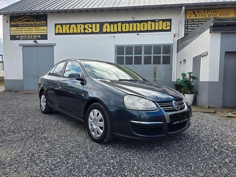 Gebraucht VW Jetta Comfortline 105 PS (77 kW) 2008 Blau Limousine