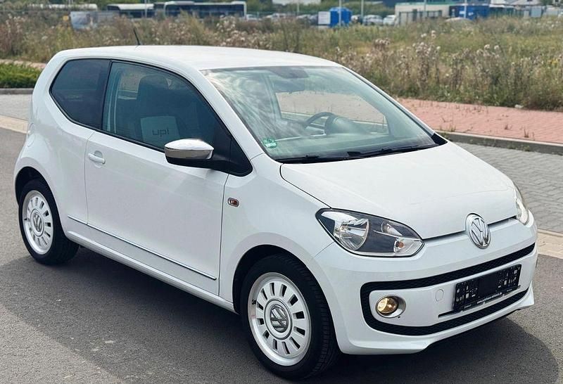 Weiß Gebraucht 2012 VW up! Edition Kleinwagen | 4.200 € (Etwas zu teuer) - Bild 1/4