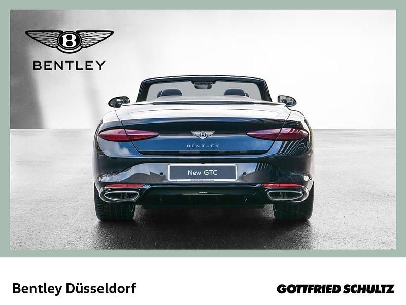 Neu Bentley Continental 680 PS (500 kW) 2025 Schwarz Limousine