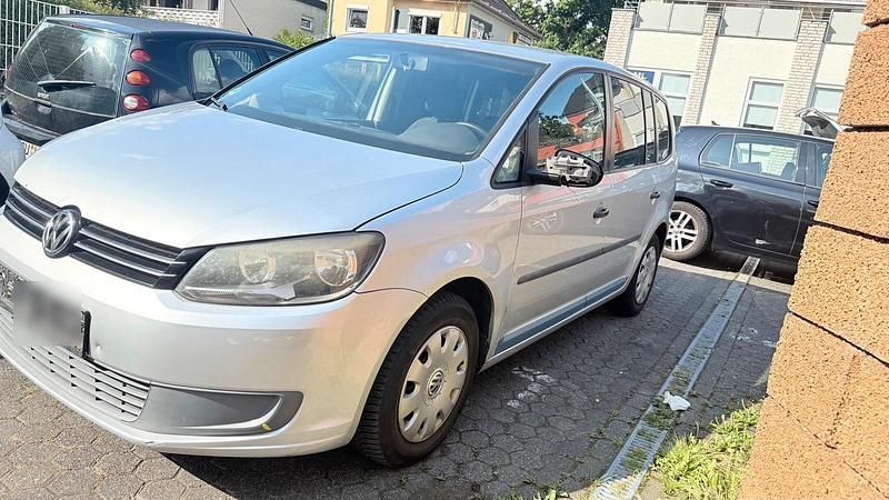 Silber Gebraucht 2010 VW Touran Van / Kleinbus | 2.650 € (Superpreis) - Bild 1/4