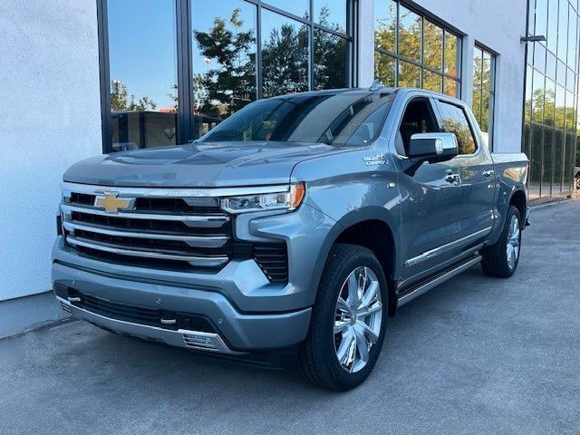 Gxd sterling gray Gebraucht 2024 Chevrolet Silverado SUV | 82.800 € (Fairer Preis) - Bild 1/4