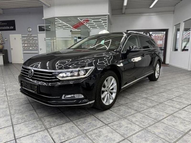Gebraucht VW Passat Highline 239 PS (175 kW) 2018 Deep black perleffekt Kombi