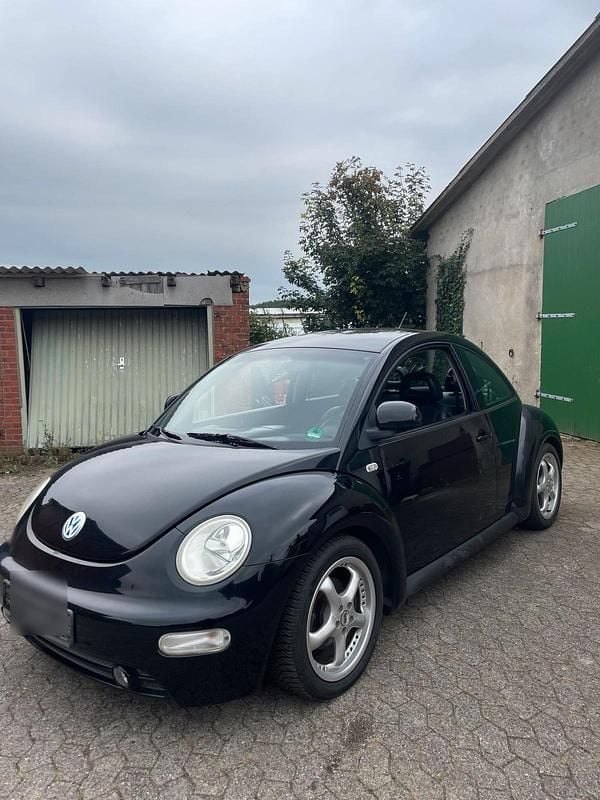Schwarz Gebraucht 2004 VW Beetle Limousine | 1.495 € (Guter Preis) - Bild 1/4