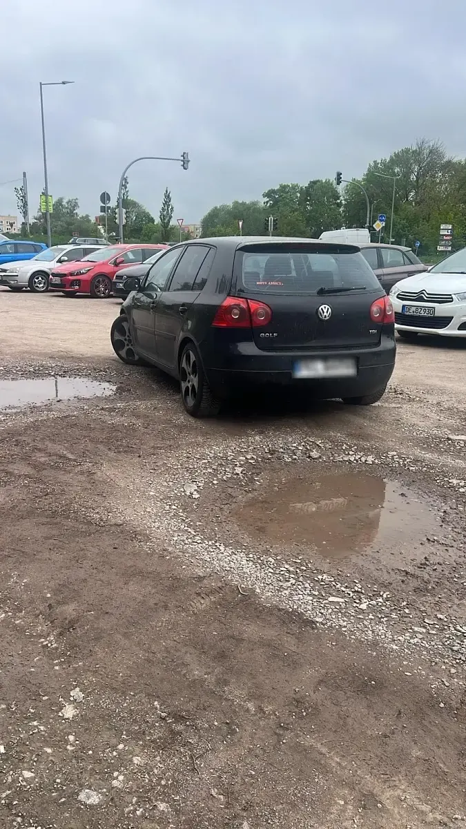 Gebraucht VW Golf V 105 PS (77 kW) 2005 Schwarz Kleinwagen