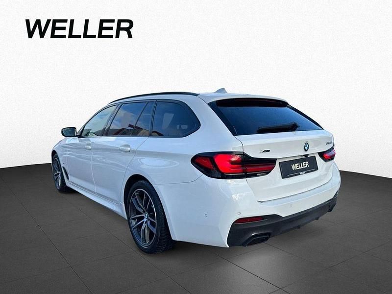 Gebraucht BMW 540 Shadowline 340 PS (250 kW) 2022 Alpinweiss iii (weiß) Kombi