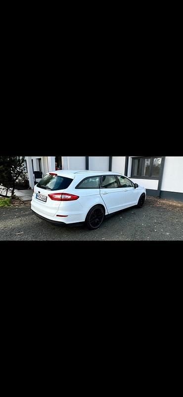 Weiß Gebraucht 2016 Ford Mondeo Kombi | 5.700 € (Fairer Preis) - Bild 1/4