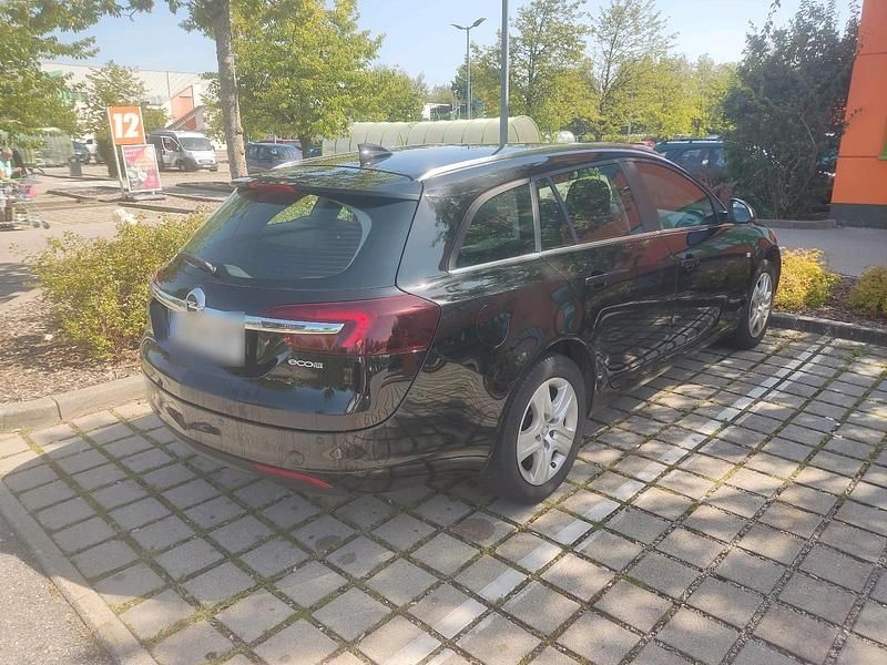 Gebraucht Opel Insignia 170 PS (125 kW) 2016 Schwarz Kombi