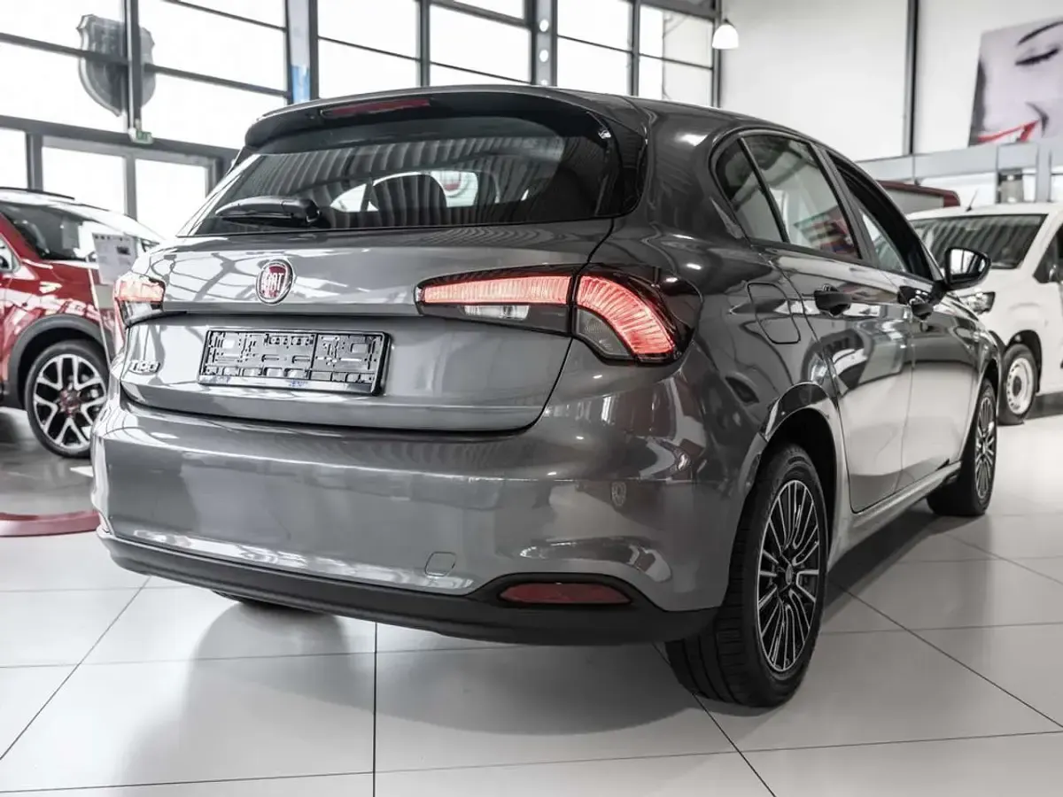 Gebraucht Fiat Tipo City Life 101 PS (74 kW) 2022 Dunkelgrau metallic Limousine