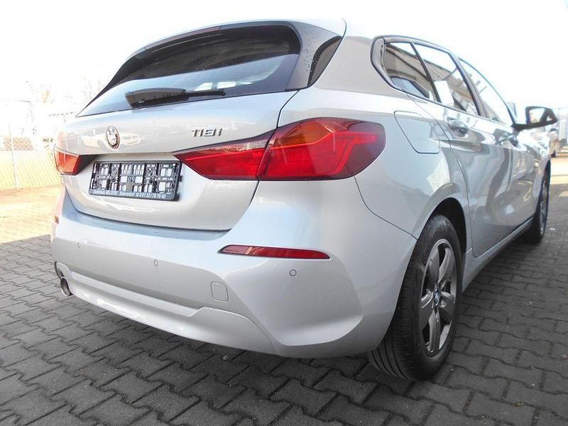 Gebraucht BMW 118 140 PS (102 kW) 2020 Silber Kleinwagen