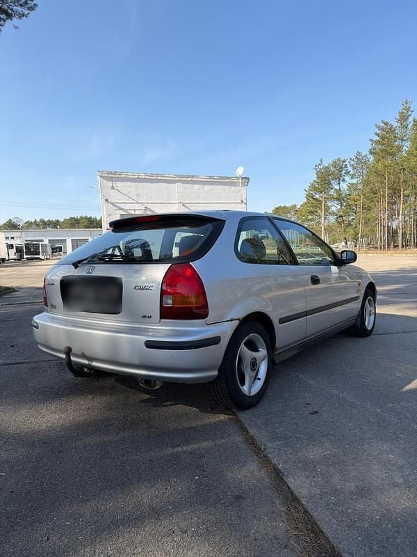 Gebraucht Honda Civic 75 PS (55 kW) 1998 Silber Kleinwagen